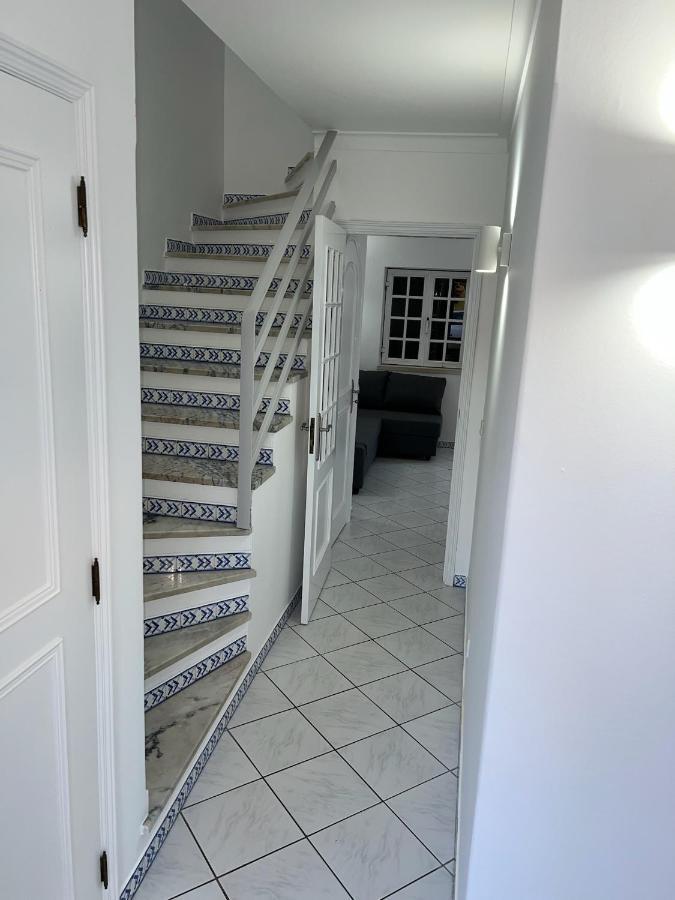 Relaxing 2 Bedroom House 5 Minutes Away From Vilamoura Marina Quarteira Eksteriør bilde