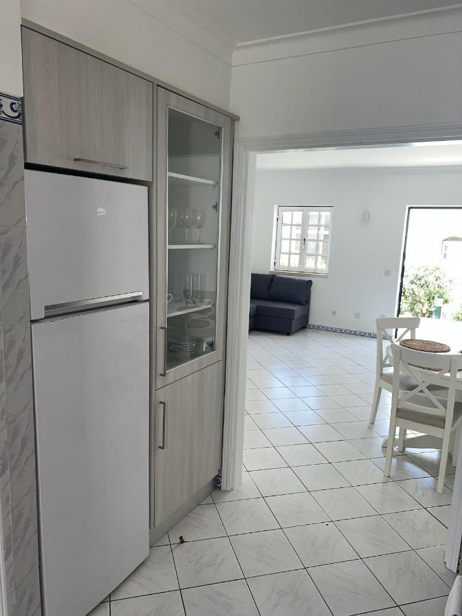 Relaxing 2 Bedroom House 5 Minutes Away From Vilamoura Marina Quarteira Eksteriør bilde