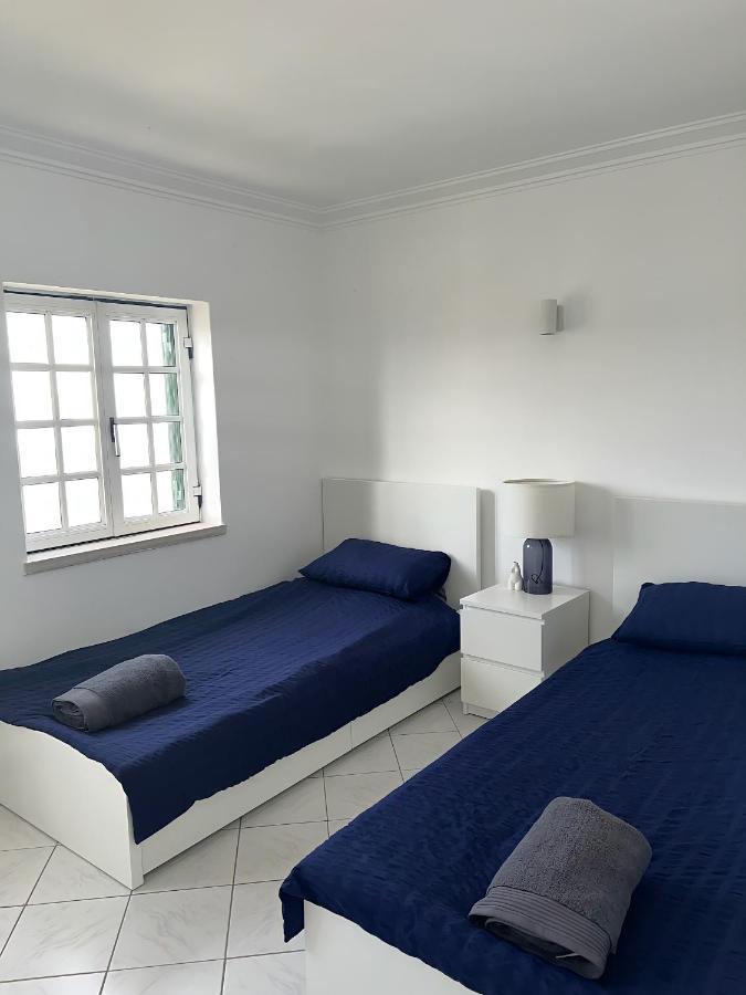 Relaxing 2 Bedroom House 5 Minutes Away From Vilamoura Marina Quarteira Eksteriør bilde